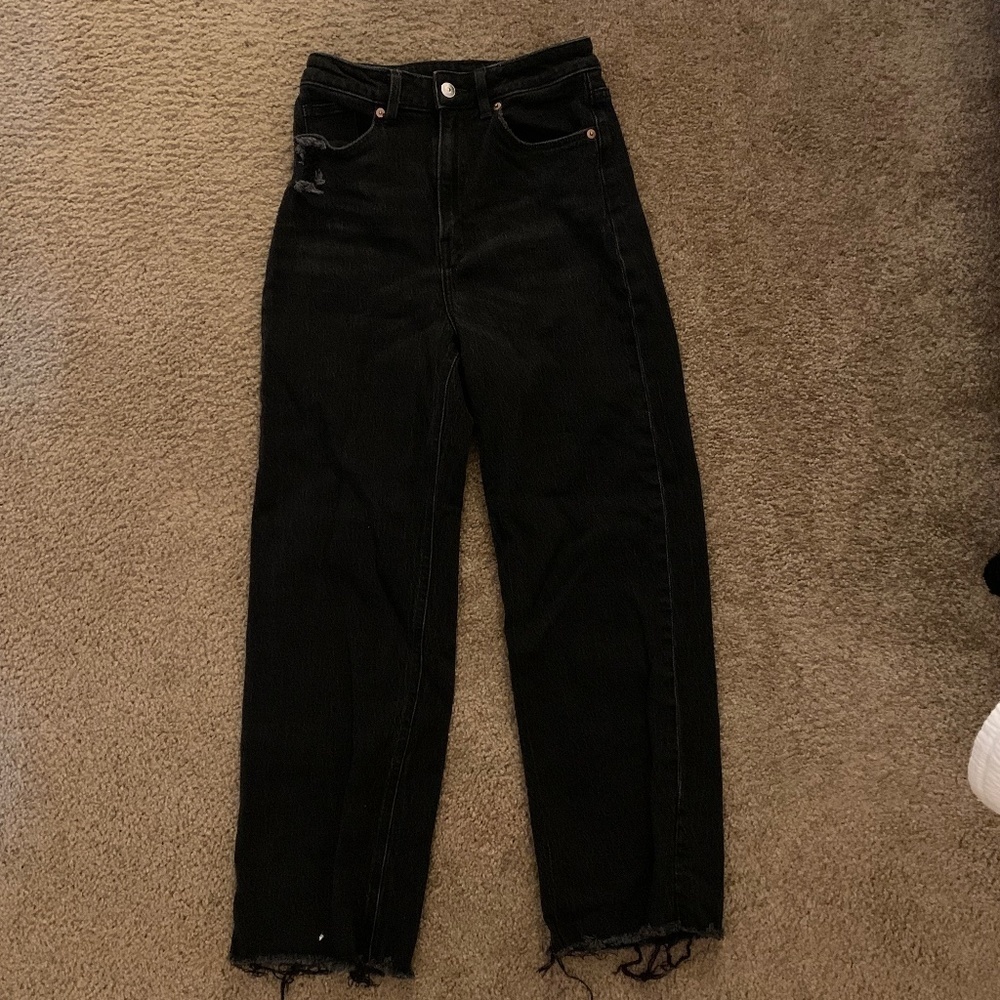 H&M Black Jeans